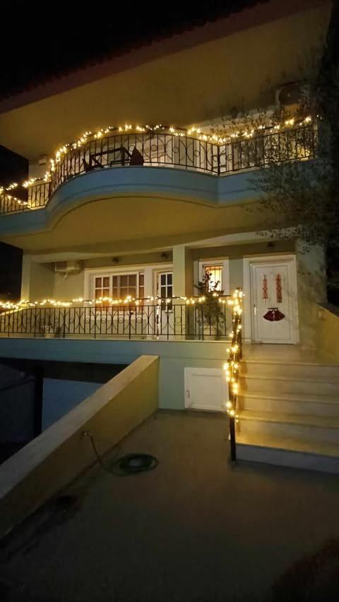 Ruby'S House Apartment Chalkida Ngoại thất bức ảnh