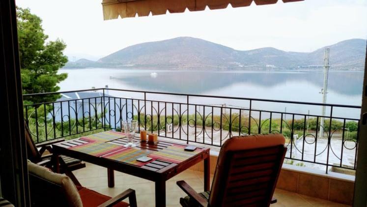 Ruby'S House Apartment Chalkida Ngoại thất bức ảnh